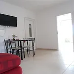 Lena. Apartment Premantura
