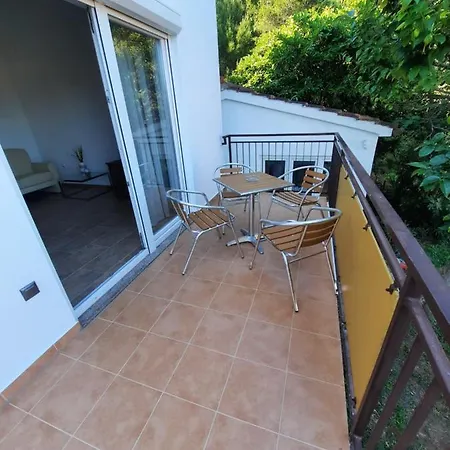 Apartment Lena. Premantura