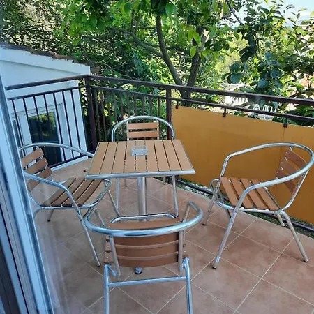 Lena. Apartament