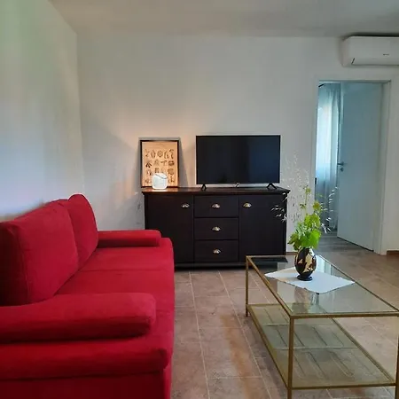 Apartment Lena.