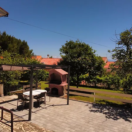 Apartment Lena. Premantura