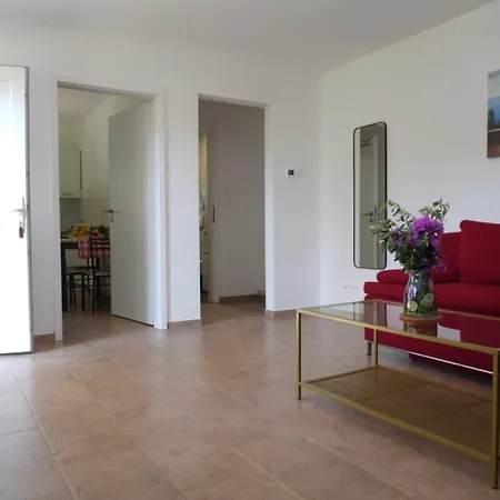 Lena. Appartement *