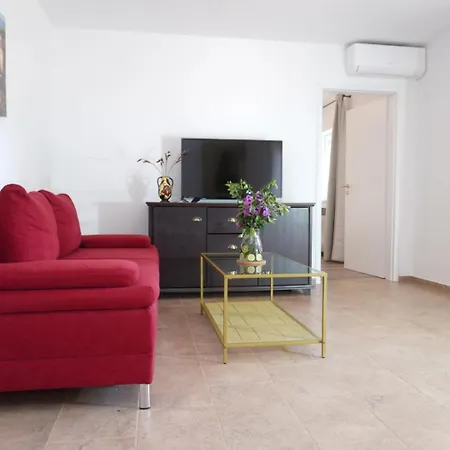 Appartement Lena. *