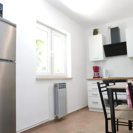 Appartement Lena. Premantura