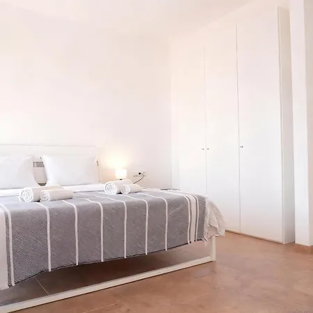 Lena. Appartement