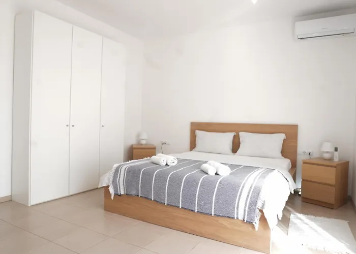 Lena. Apartment Premantura