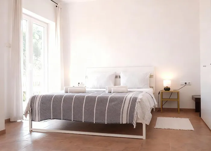 Lena. Apartment Premantura